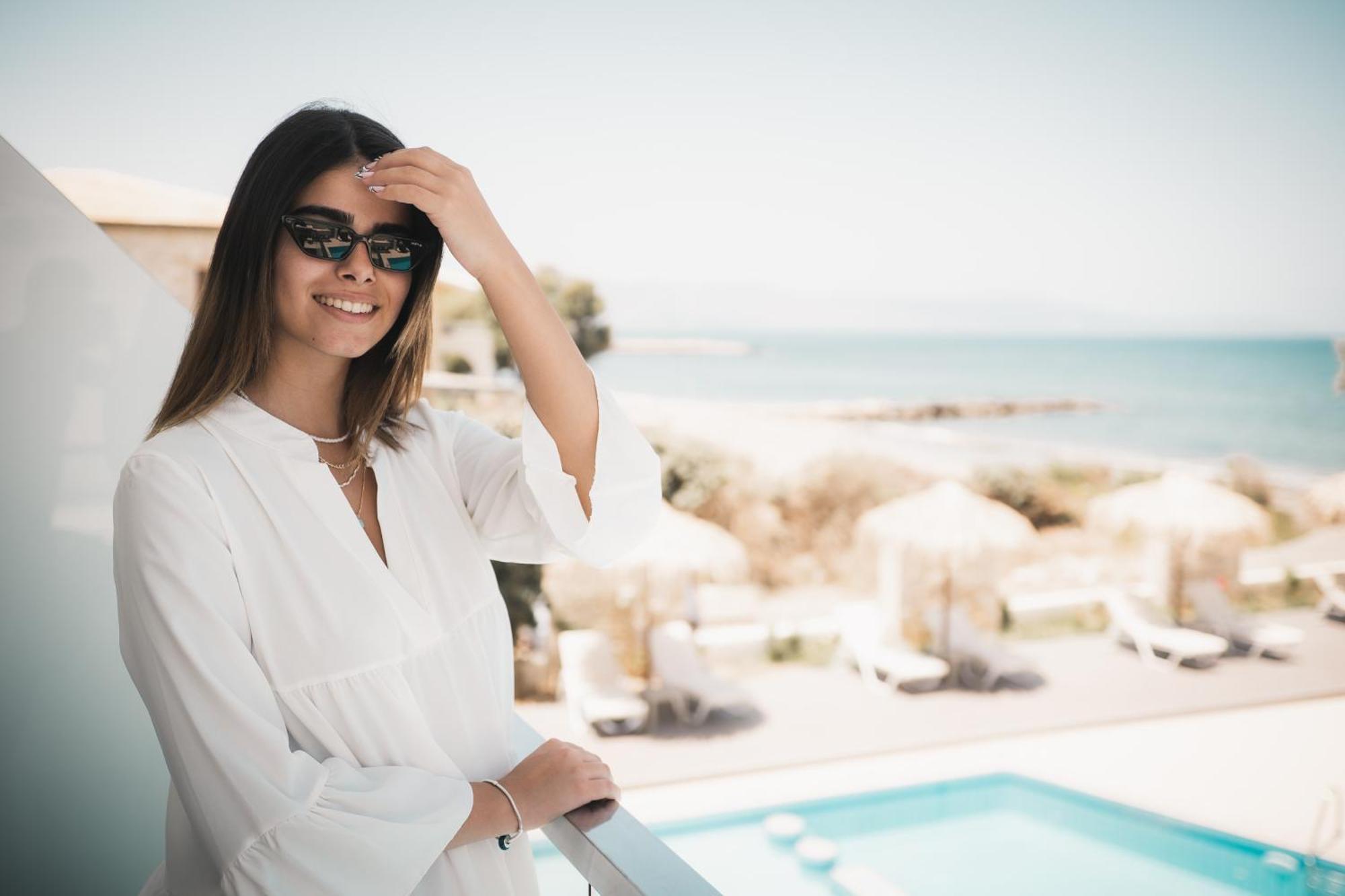 Alexia Beach Hotel Агия-Марина Экстерьер фото