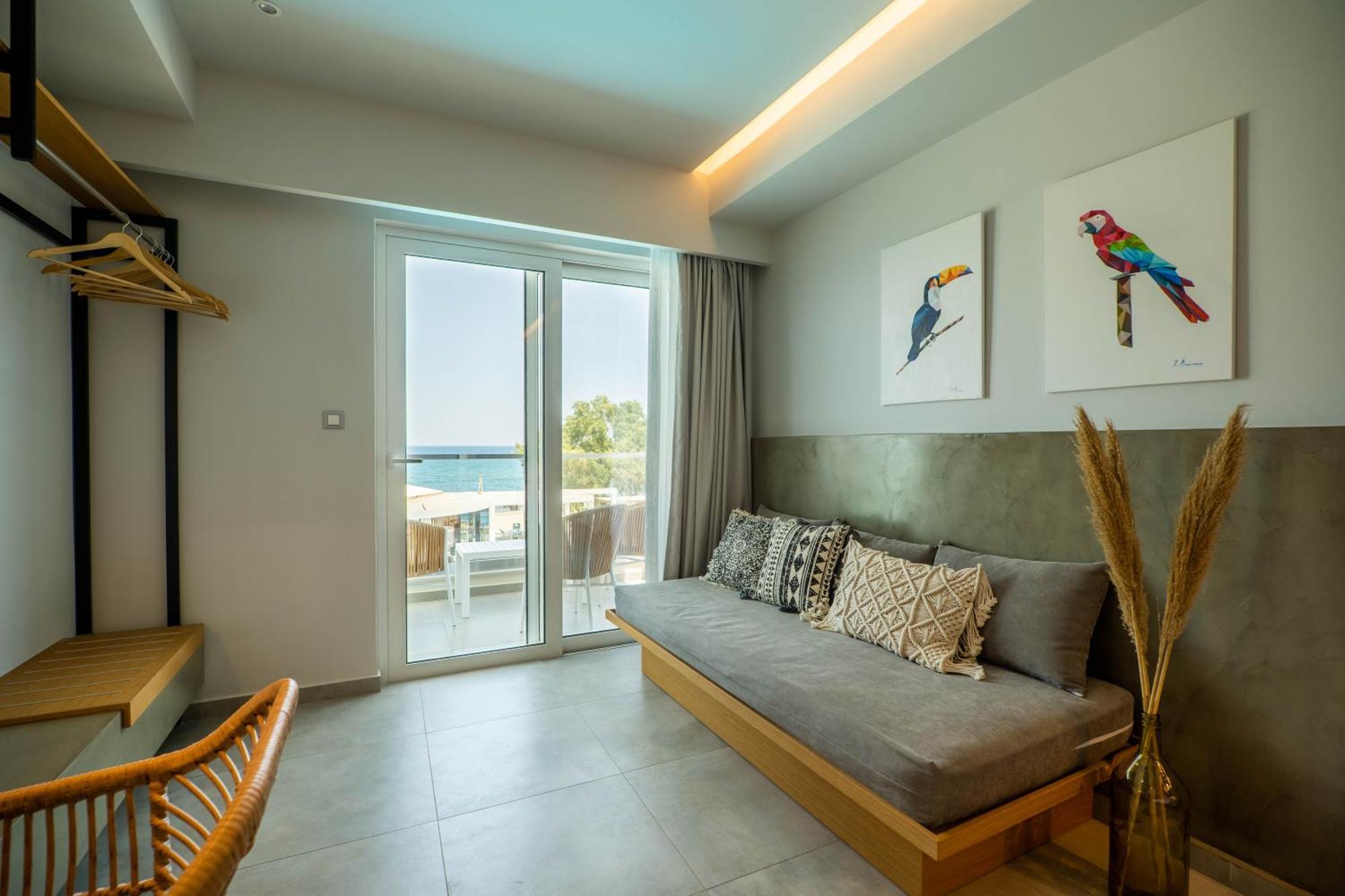 Alexia Beach Hotel Агия-Марина Экстерьер фото