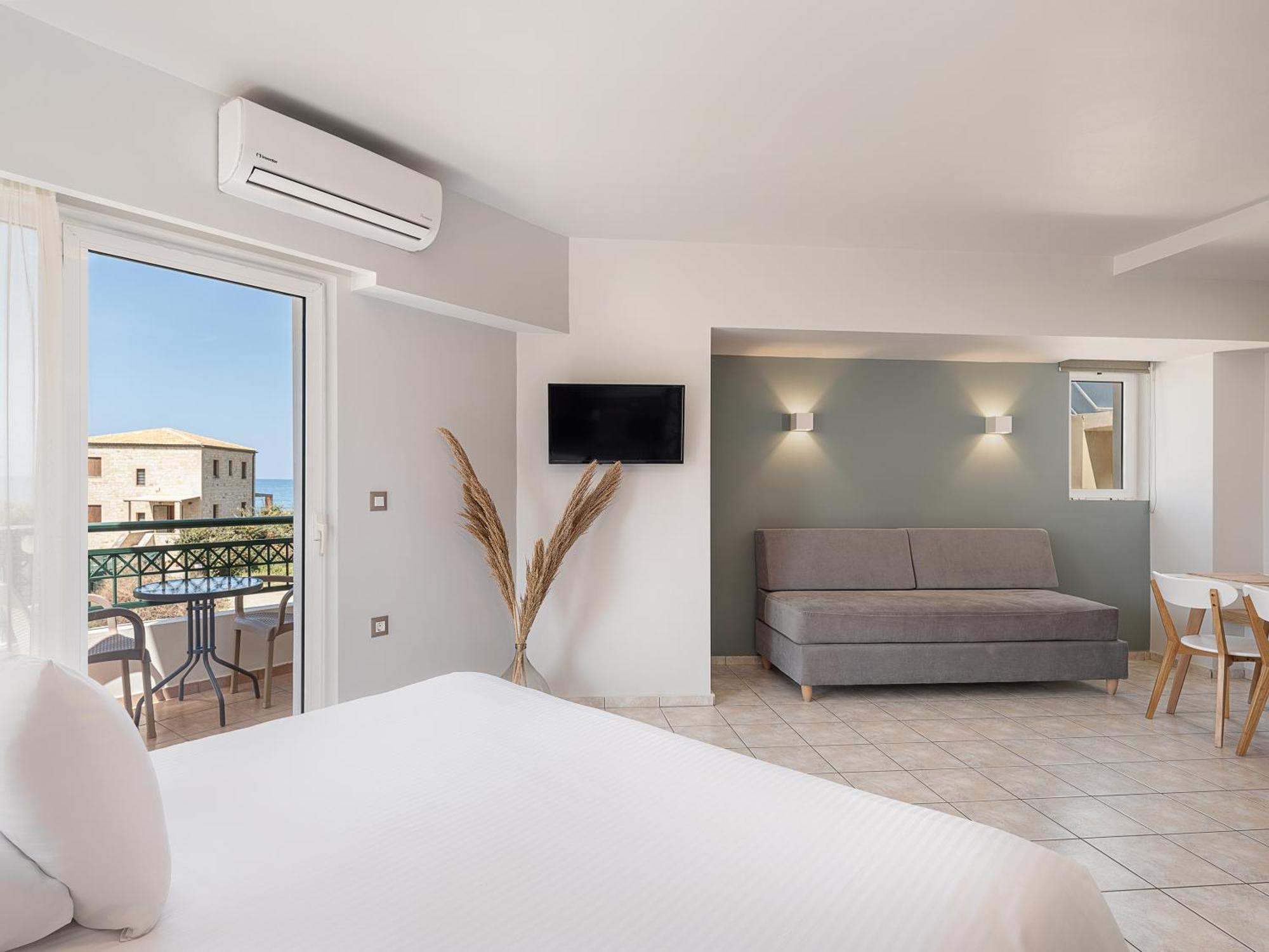Alexia Beach Hotel Агия-Марина Экстерьер фото