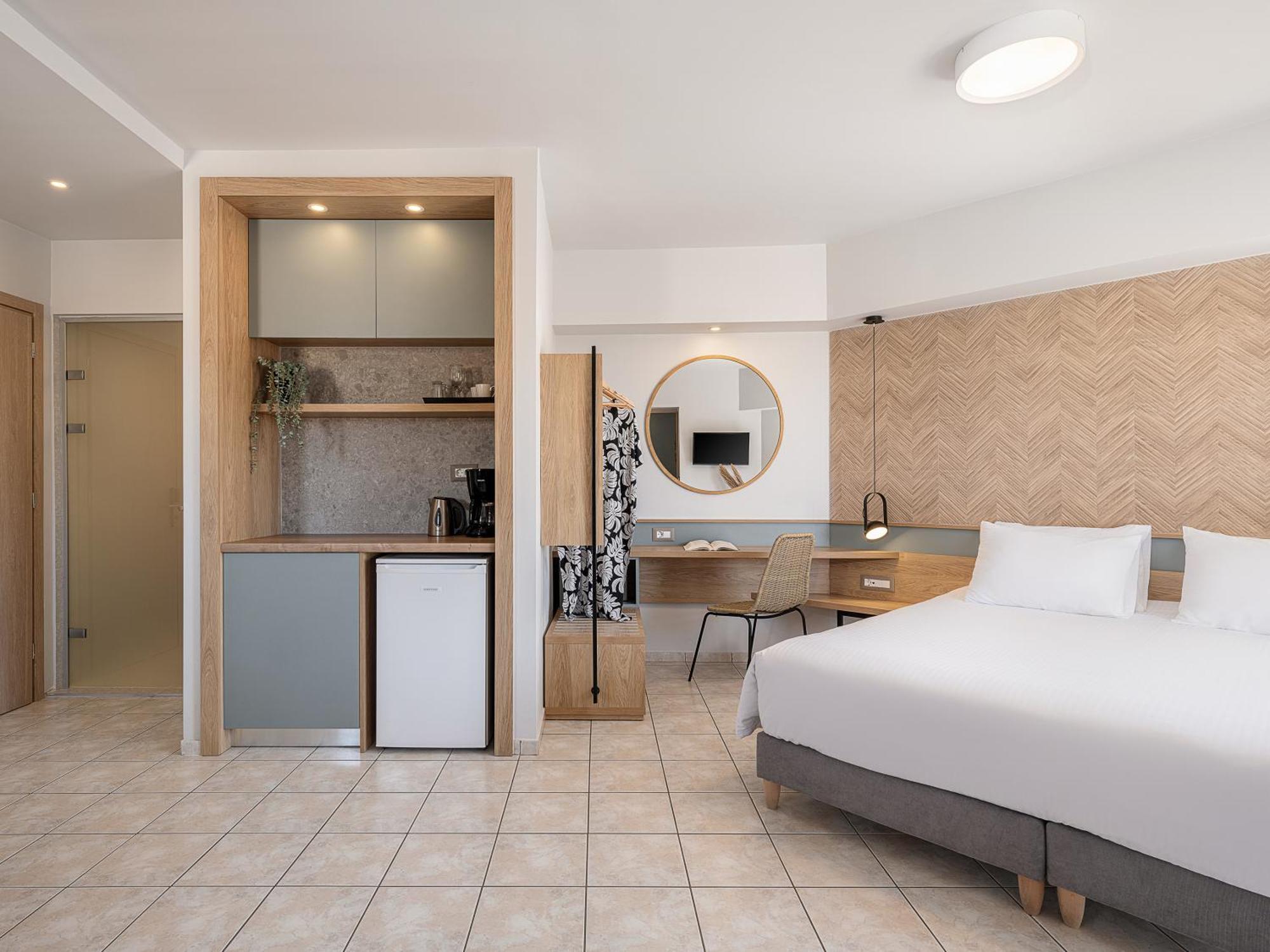 Alexia Beach Hotel Агия-Марина Экстерьер фото