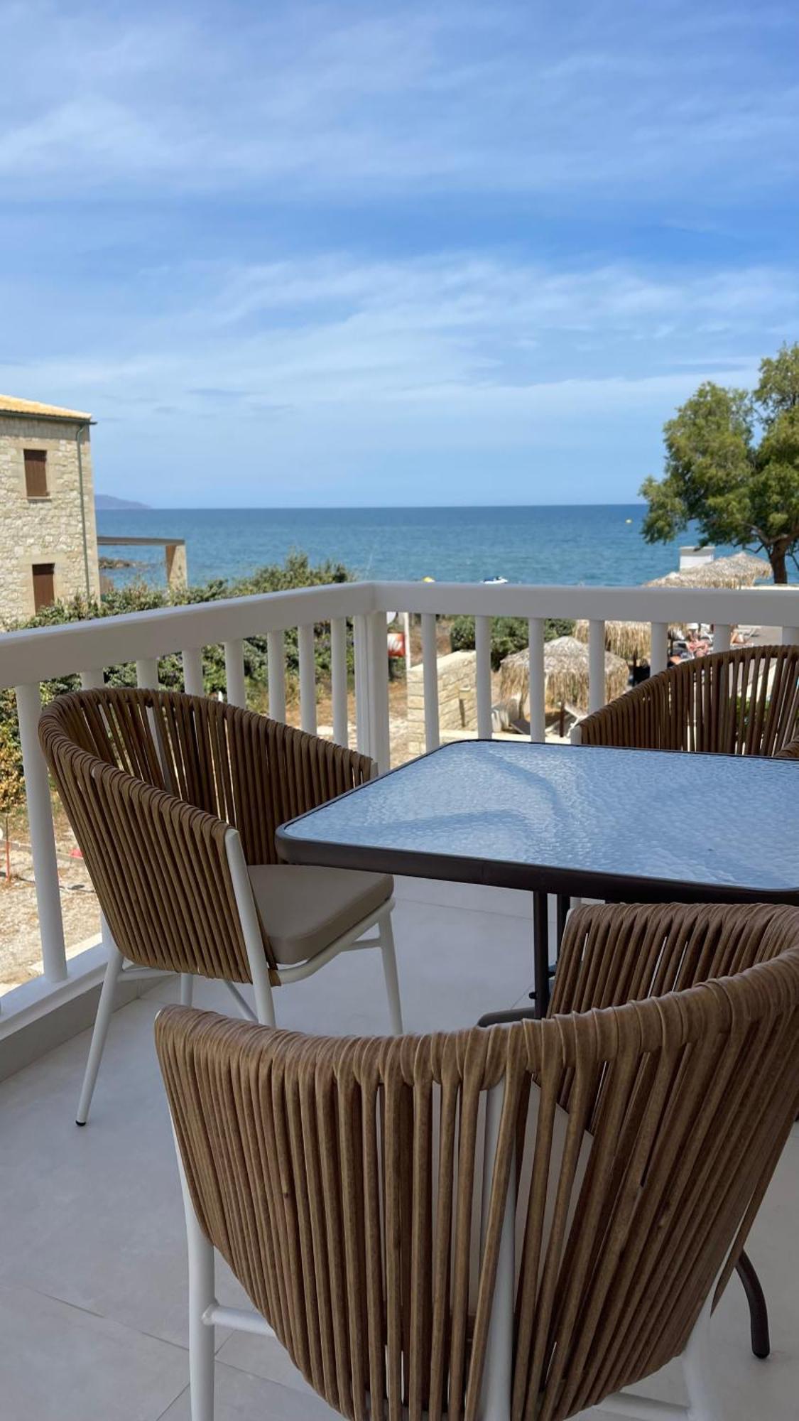Alexia Beach Hotel Агия-Марина Экстерьер фото